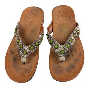 EUC Vionic Floriana Toe-Post Brown and Green Embellished Sandals Sz 7M